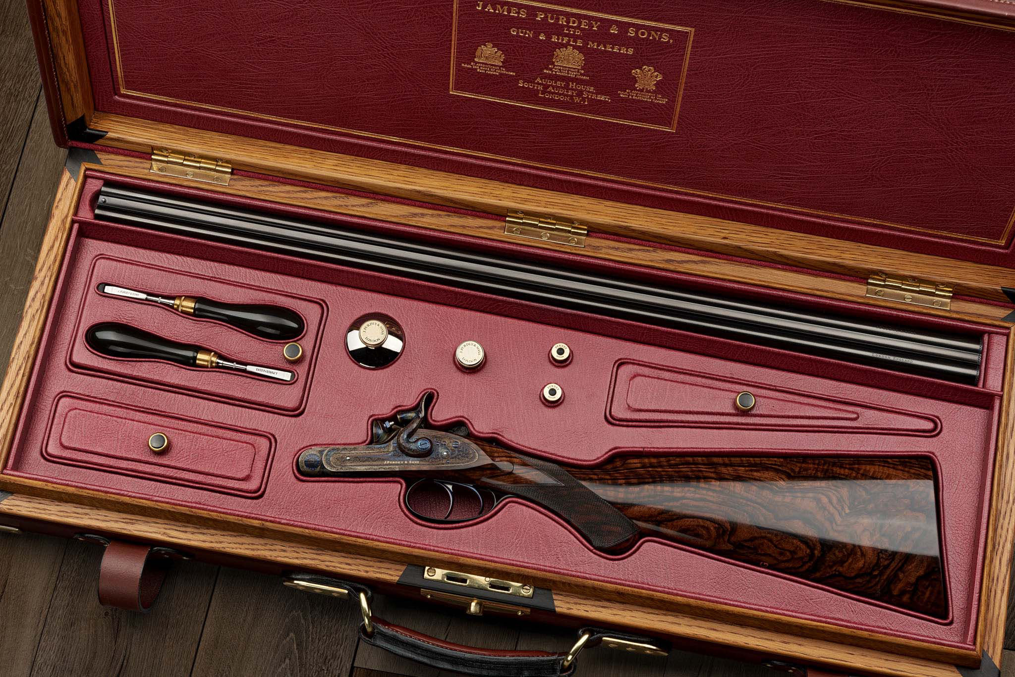 Purdey Hammer gun in a Vincent Rickards case by Matthew Brown Photography